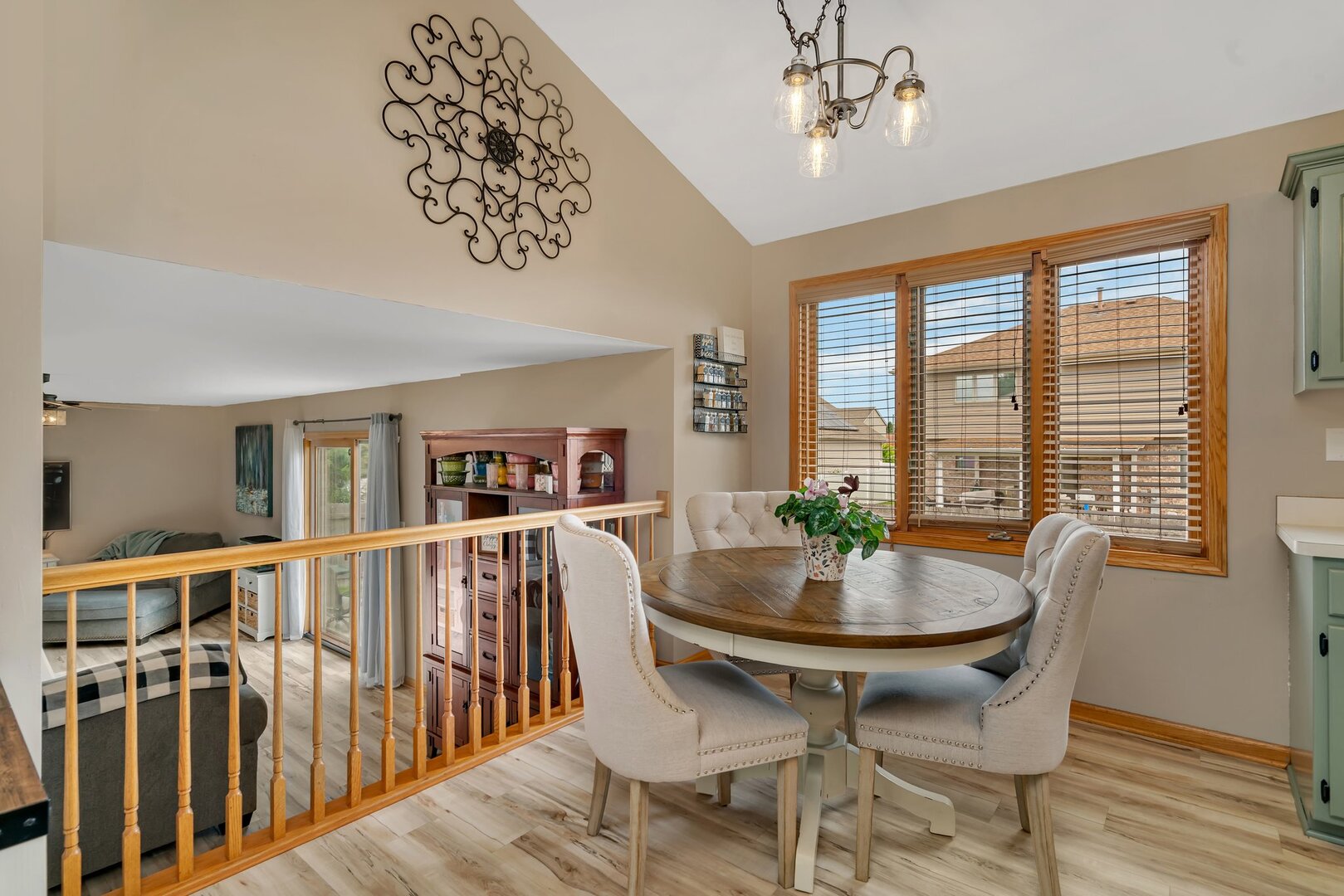 806 Feeney Drive, Minooka, IL 60447