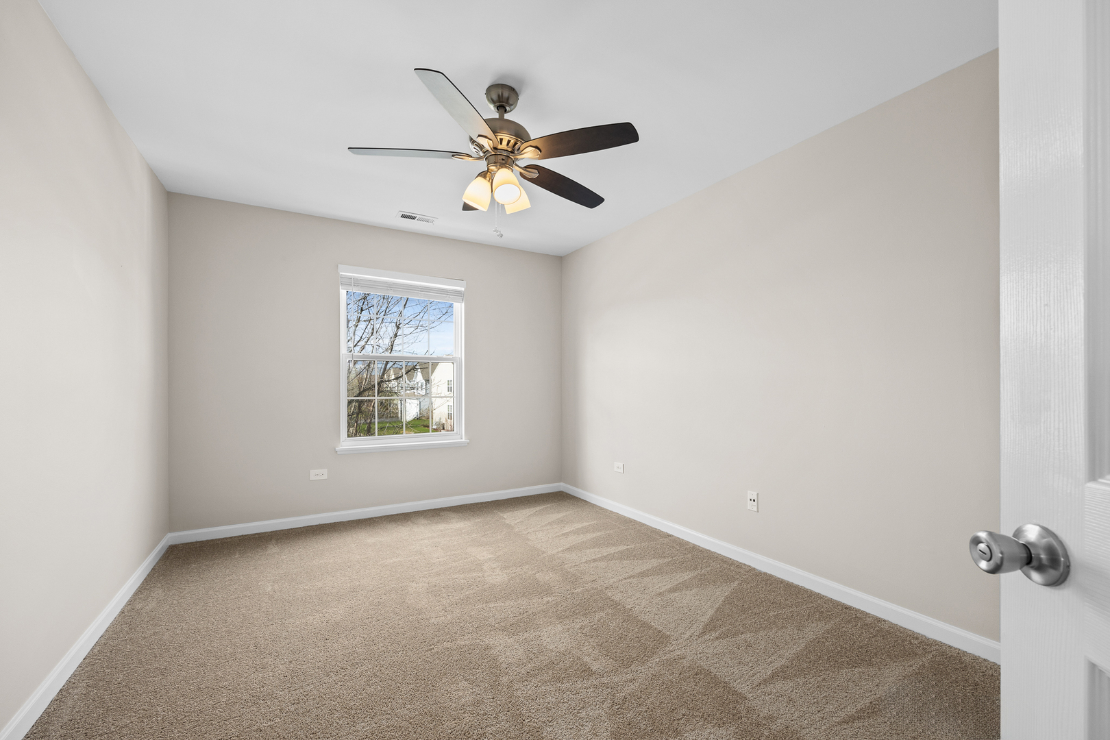 304 CLARIDGE Circle, Bolingbrook, IL 60440
