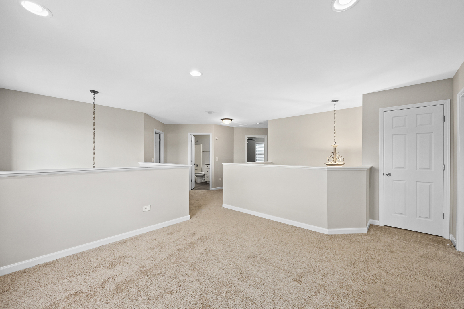 304 CLARIDGE Circle, Bolingbrook, IL 60440