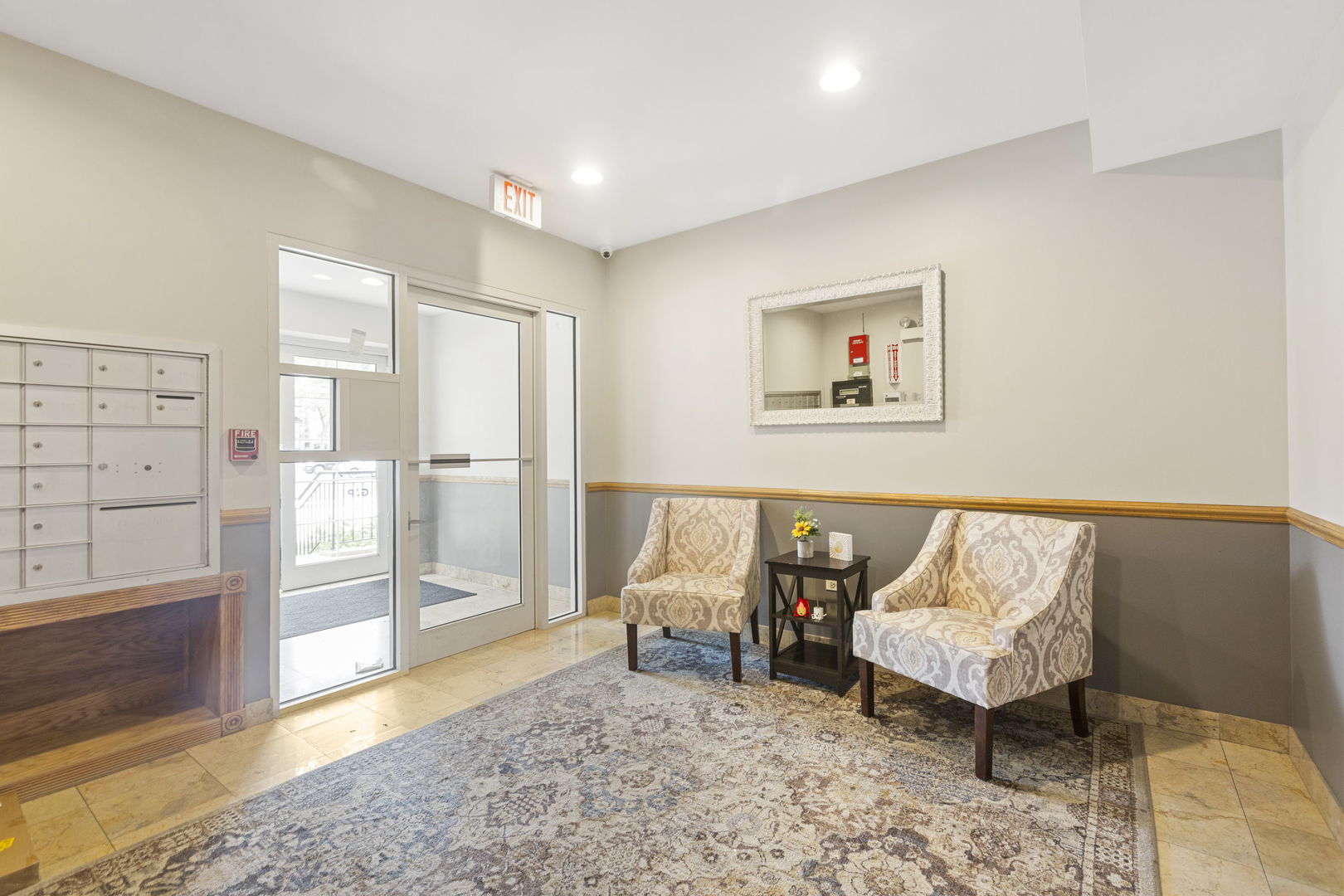 124 W Colfax Street #301, Palatine, IL 60067