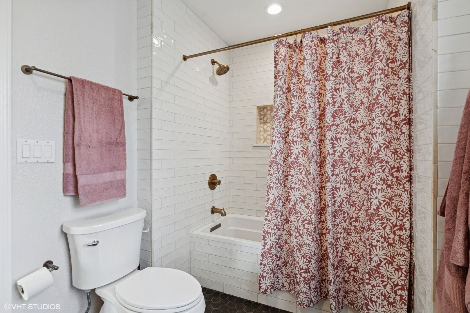 7305 N Oketo Avenue, Chicago, IL 60631