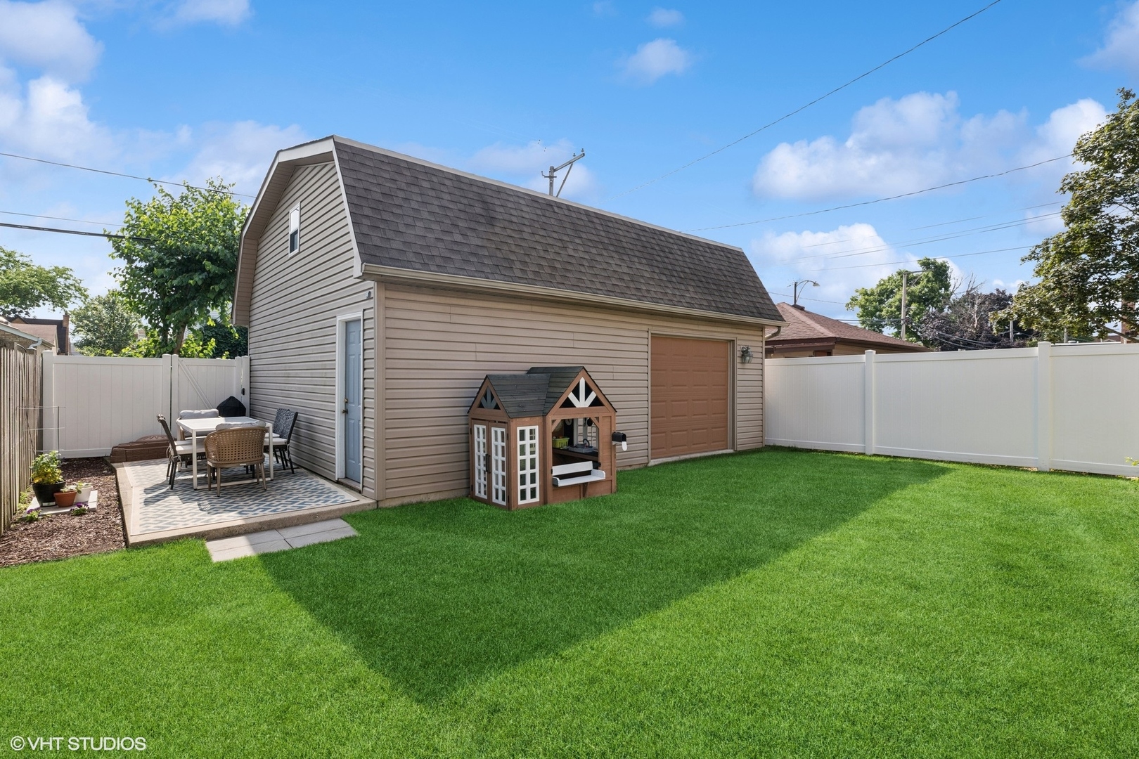 7305 N Oketo Avenue, Chicago, IL 60631