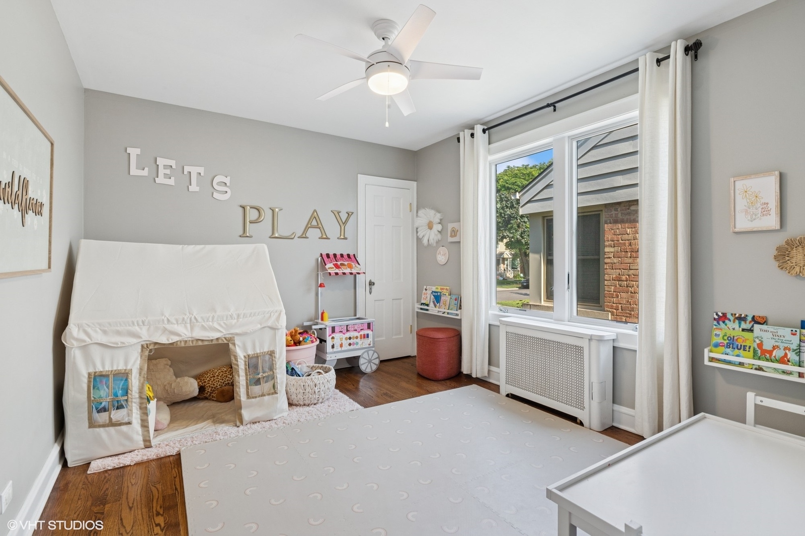 7305 N Oketo Avenue, Chicago, IL 60631