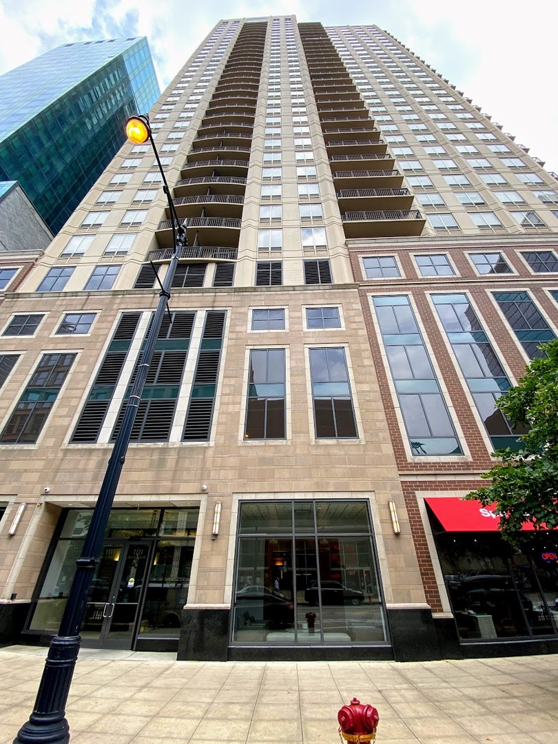 1111 S WABASH Avenue #705, Chicago, IL 60605