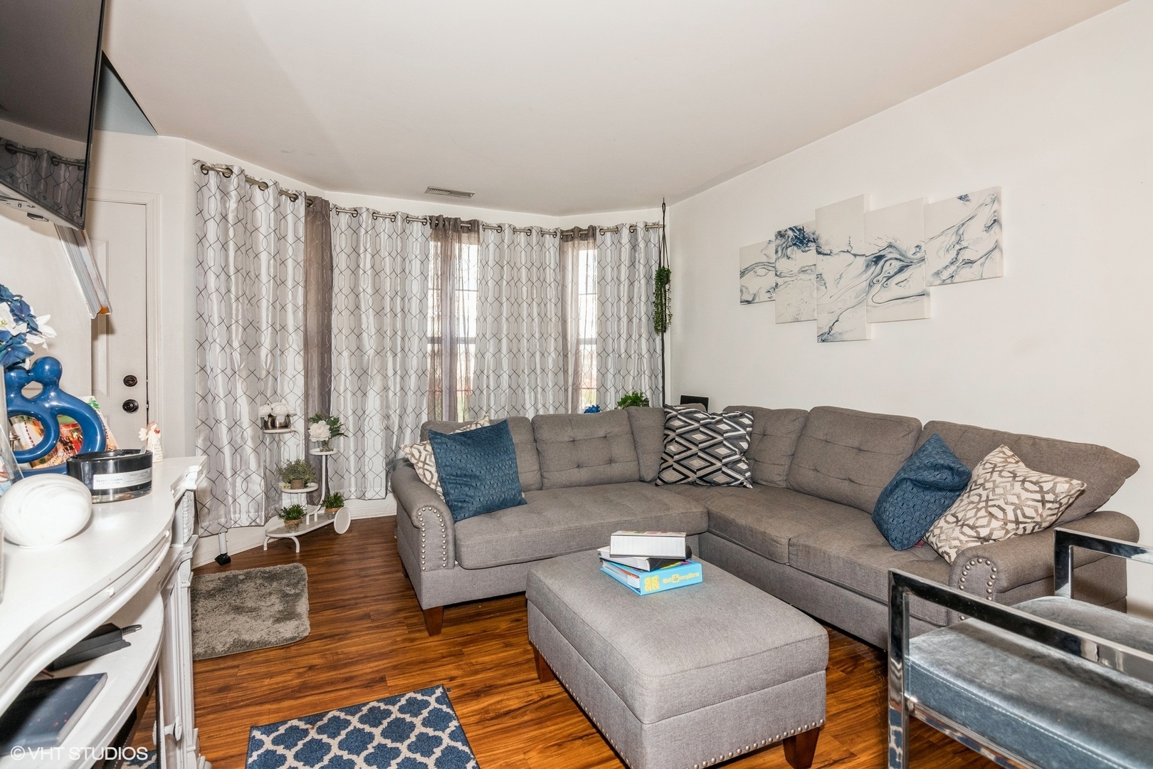 120 Presidential Boulevard, Oswego, IL 60543