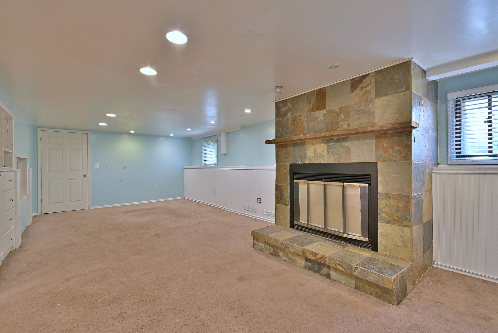 245 S Addison Street, Bensenville, IL 60106