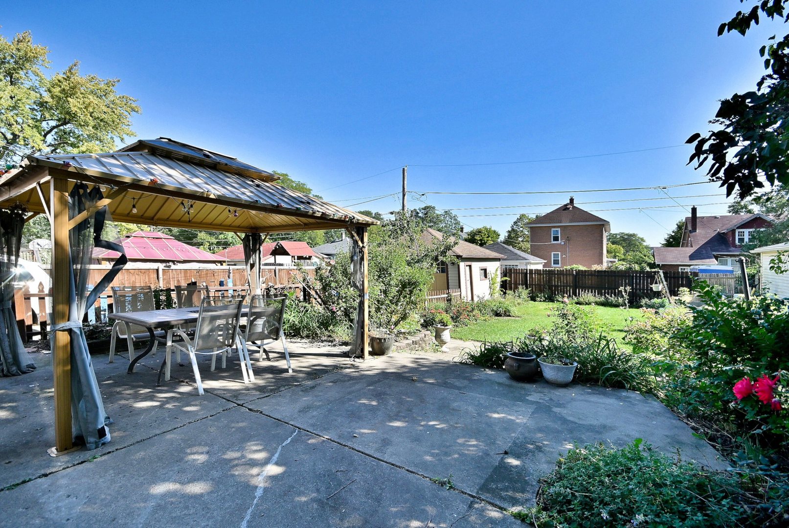 245 S Addison Street, Bensenville, IL 60106