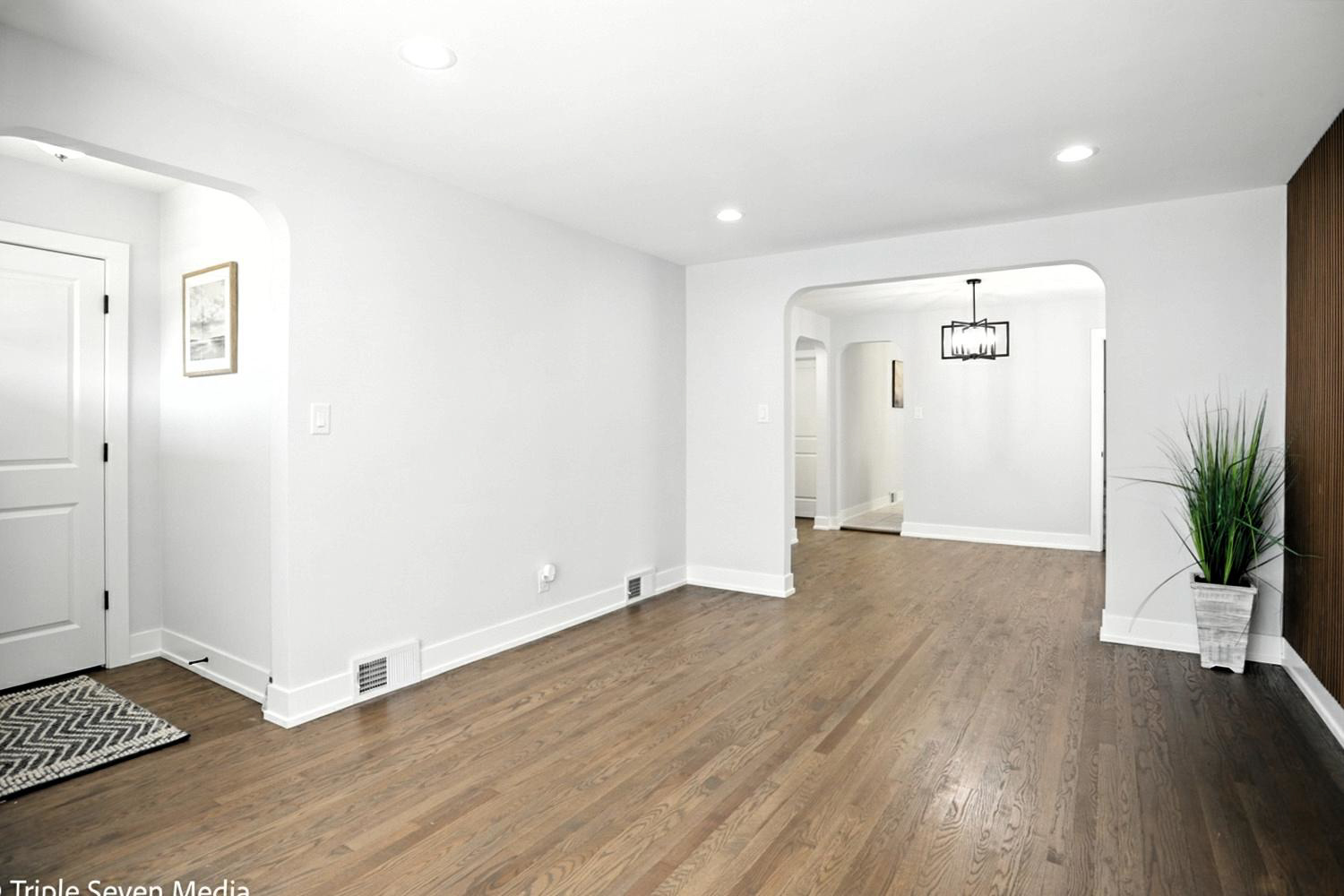 2808 W 84th Street, Chicago, IL 60652