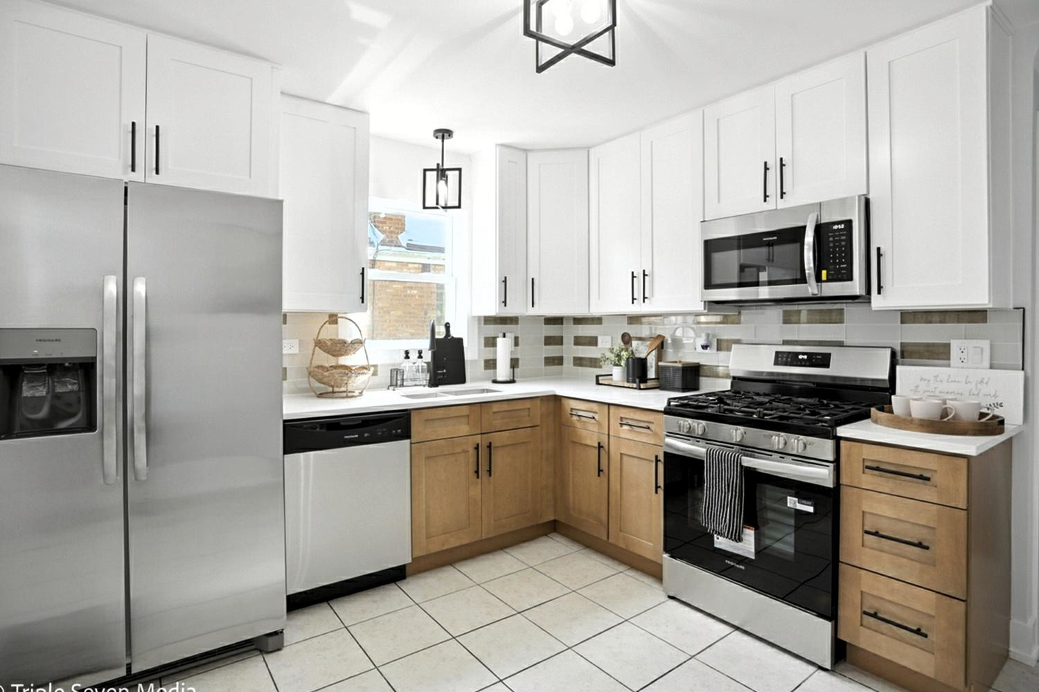2808 W 84th Street, Chicago, IL 60652