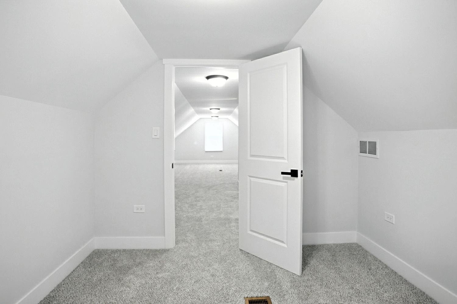 2808 W 84th Street, Chicago, IL 60652