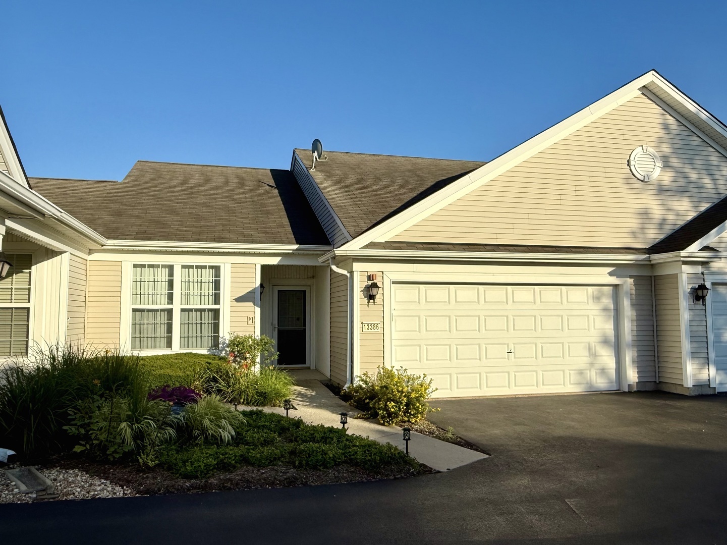 13386 Red Alder Avenue, Huntley, IL 60142