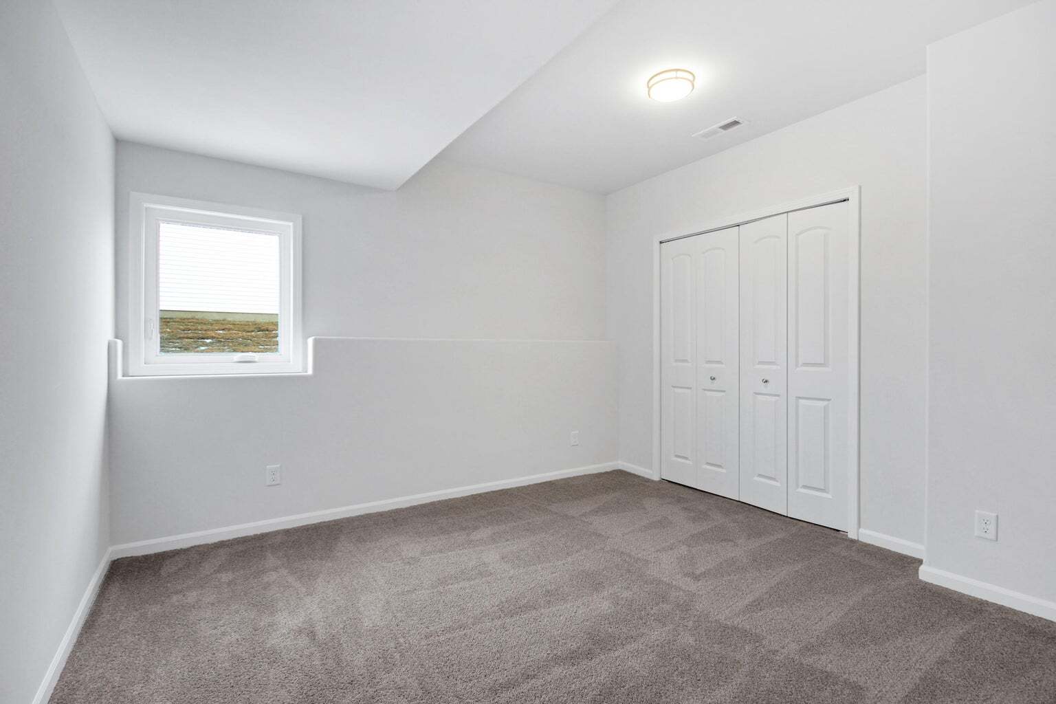 3022 W 84th Place, Merrillville, IN 46410