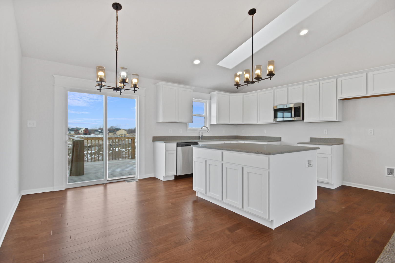 3022 W 84th Place, Merrillville, IN 46410