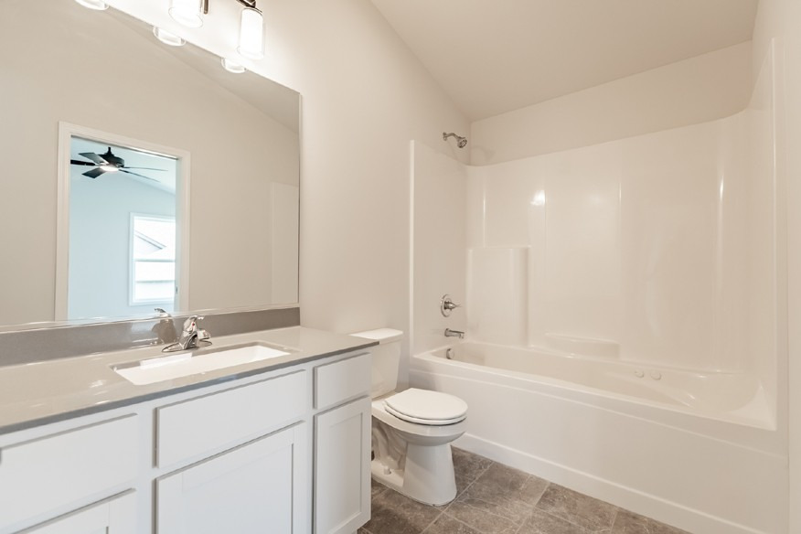 3022 W 84th Place, Merrillville, IN 46410