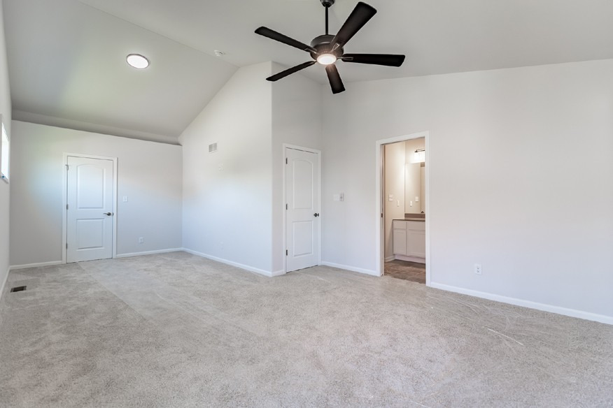 3022 W 84th Place, Merrillville, IN 46410