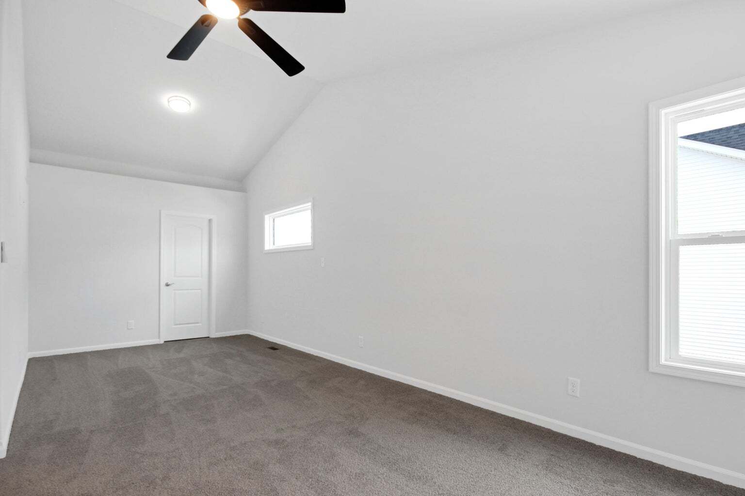 3022 W 84th Place, Merrillville, IN 46410