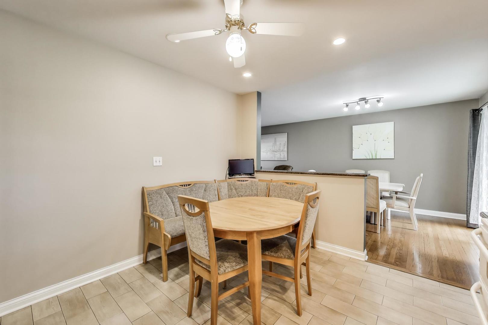 1920 Webster Lane, Des Plaines, IL 60018