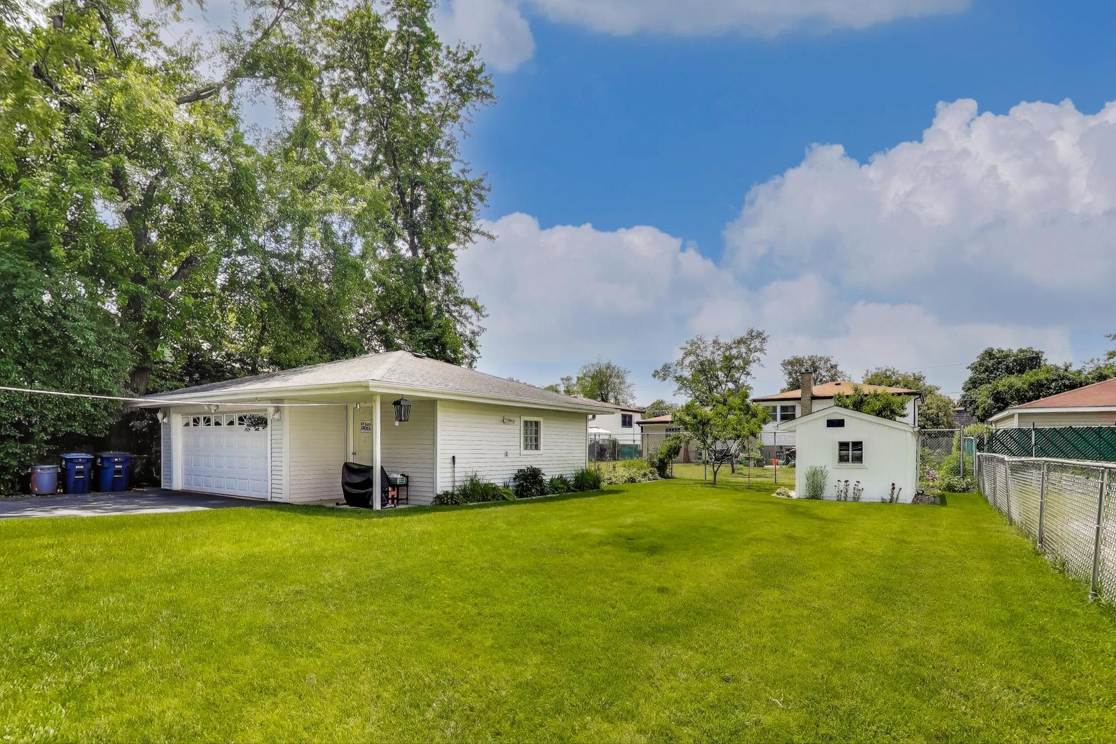1920 Webster Lane, Des Plaines, IL 60018