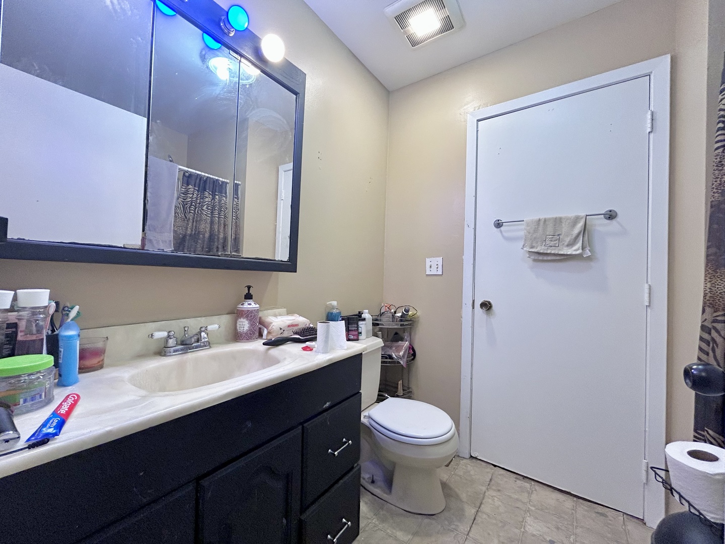 526 Alton Court, Carol Stream, IL 60188