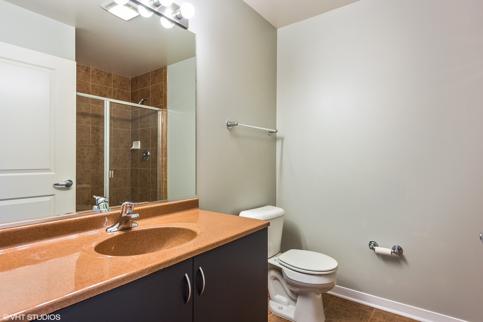 437 W Division Street #610, Chicago, IL 60610