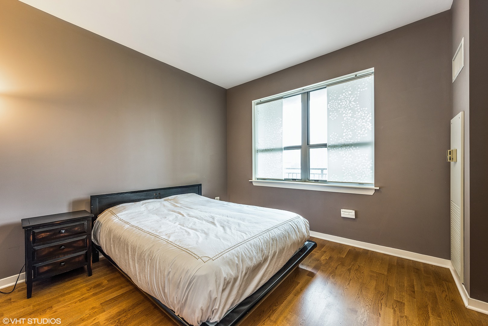 437 W Division Street #610, Chicago, IL 60610