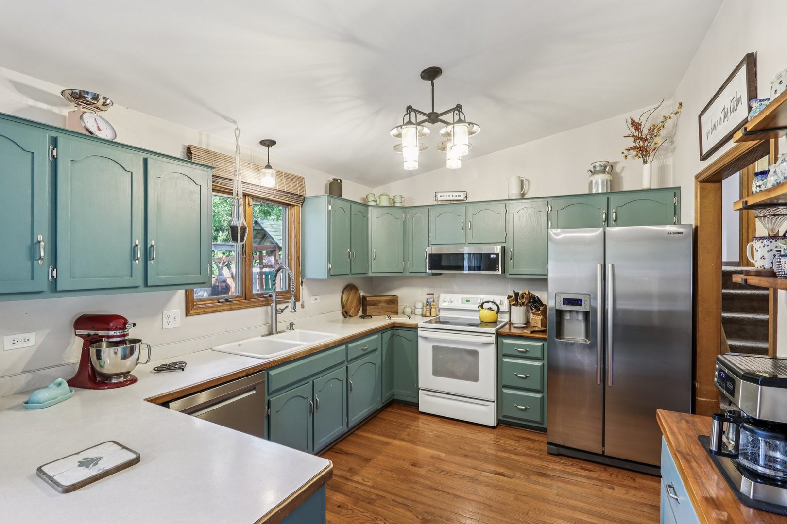 1217 Lakewood Drive, Somonauk, IL 60552