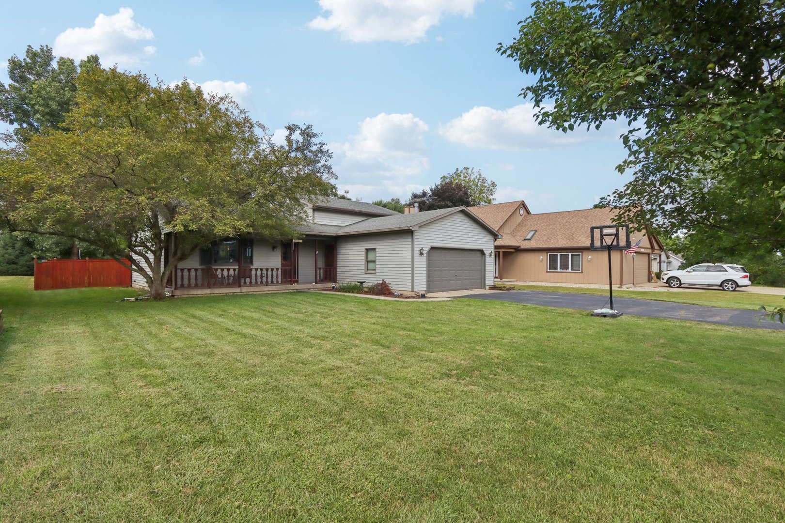 1217 Lakewood Drive, Somonauk, IL 60552