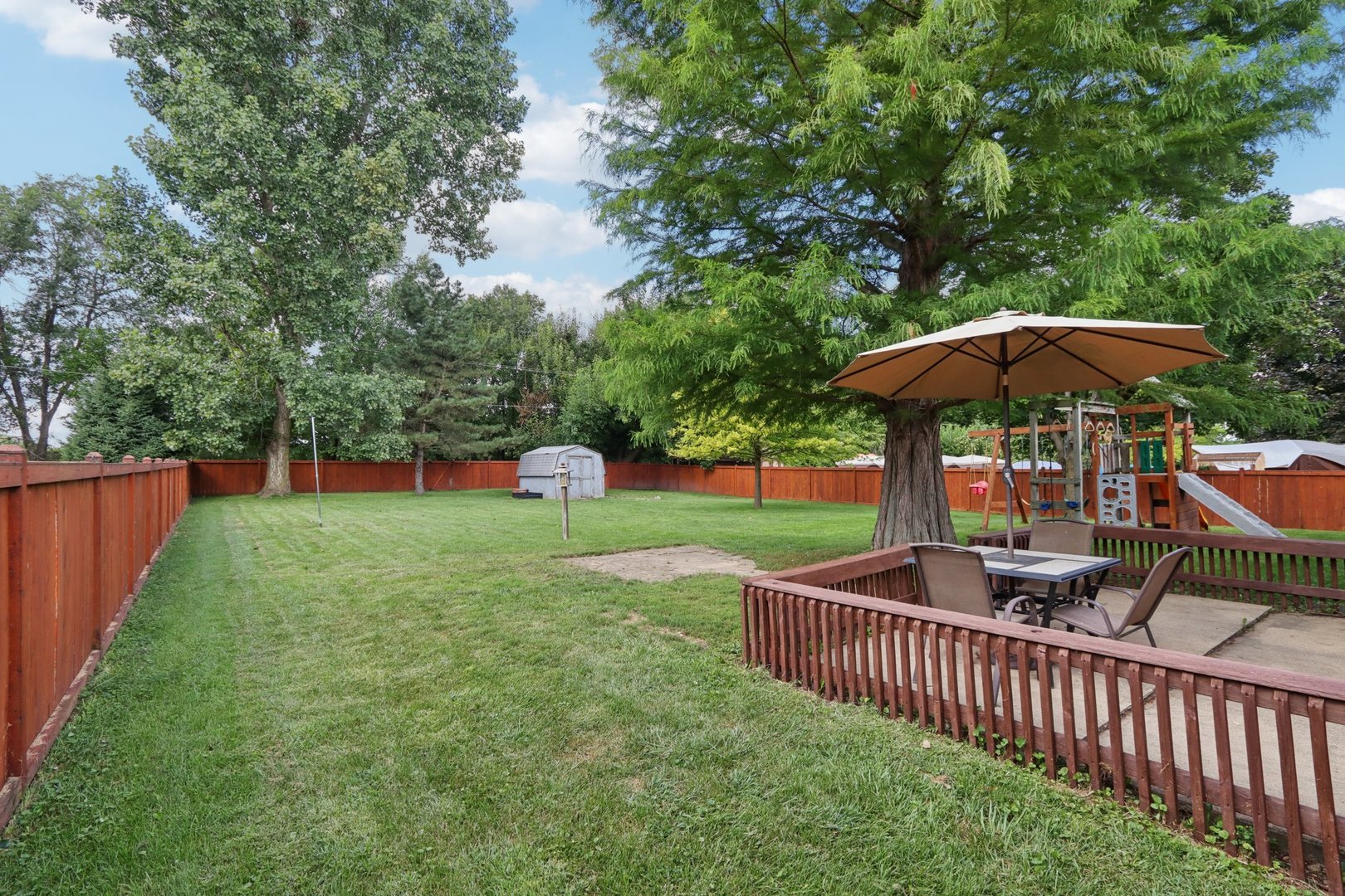 1217 Lakewood Drive, Somonauk, IL 60552