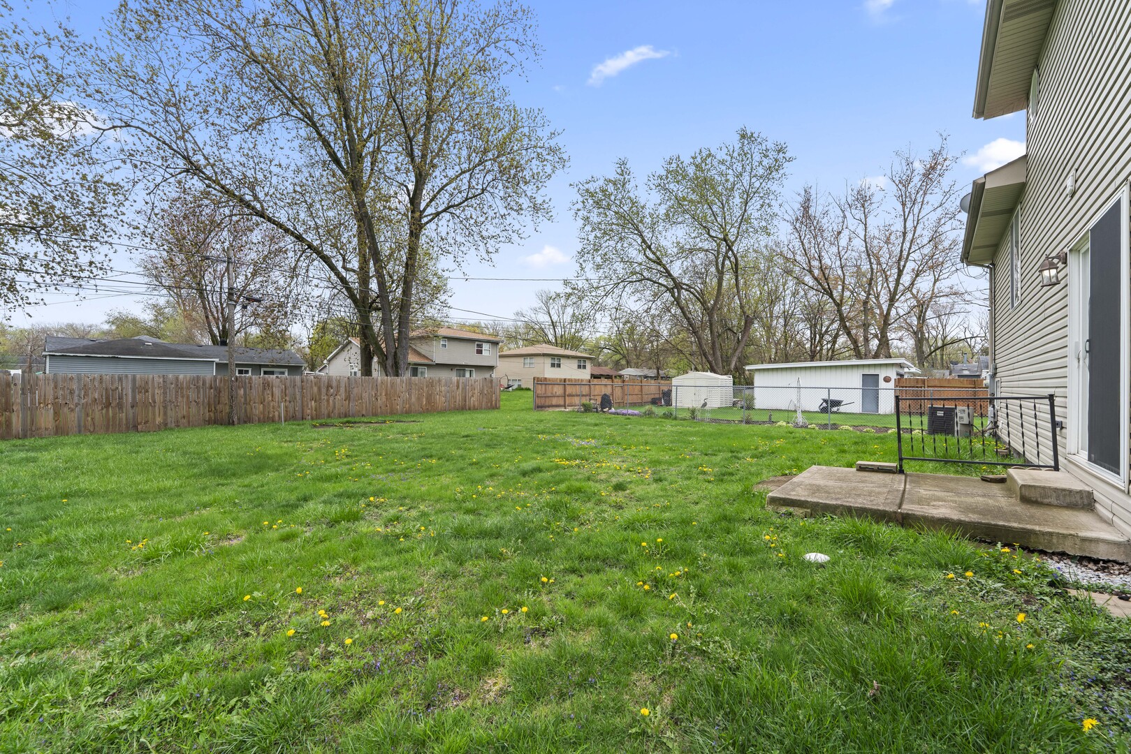 16215 S trumbull Avenue, Markham, IL 60428