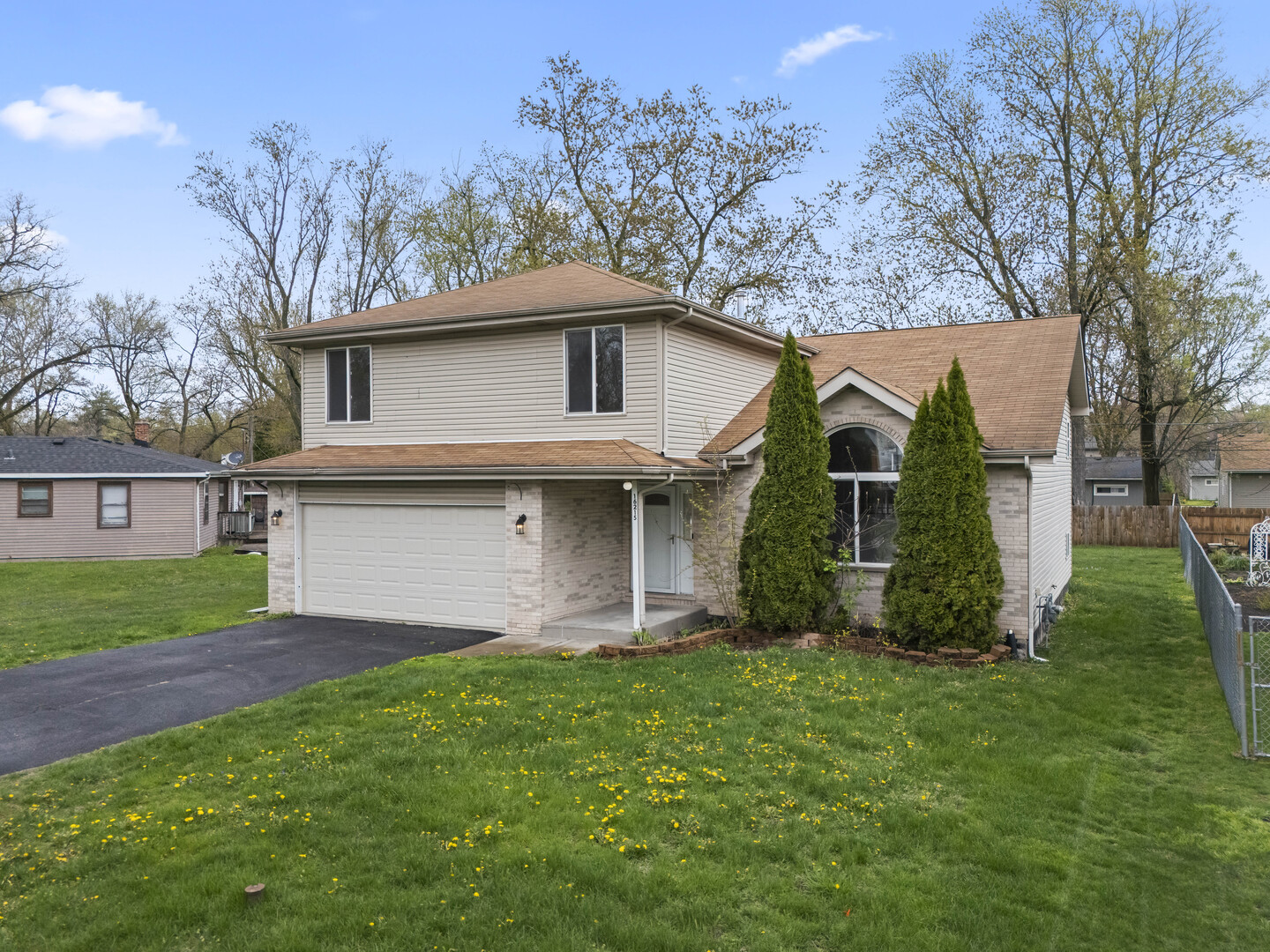 16215 S trumbull Avenue, Markham, IL 60428