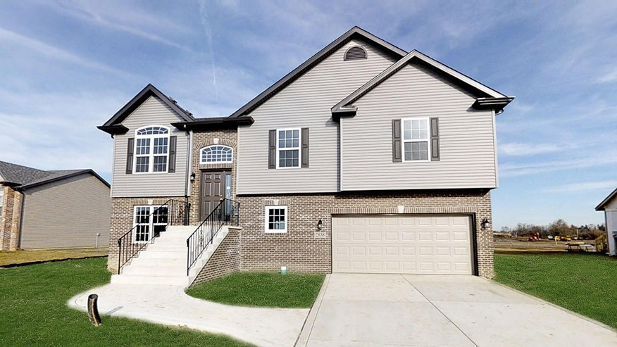 8241 Dylan Drive, Merrillville, IN 46410