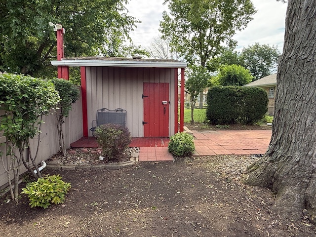106 Elizabeth Street, Calumet City, IL 60409