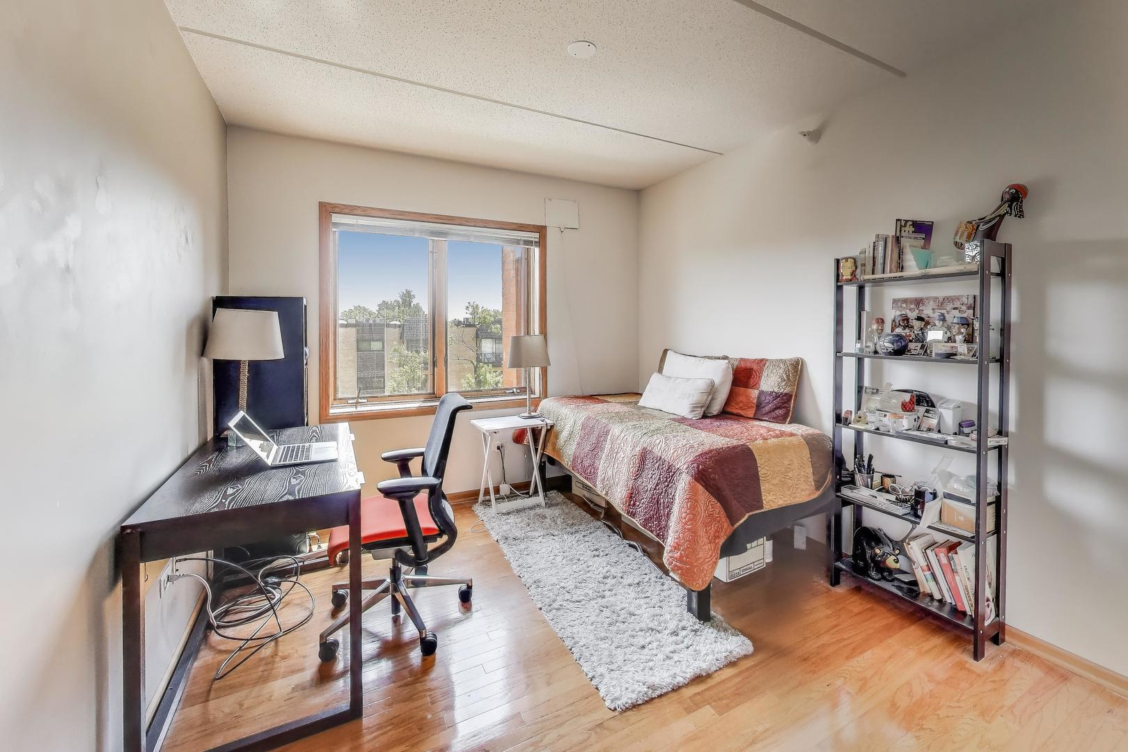 1636 Ashland Avenue #509, Des Plaines, IL 60016