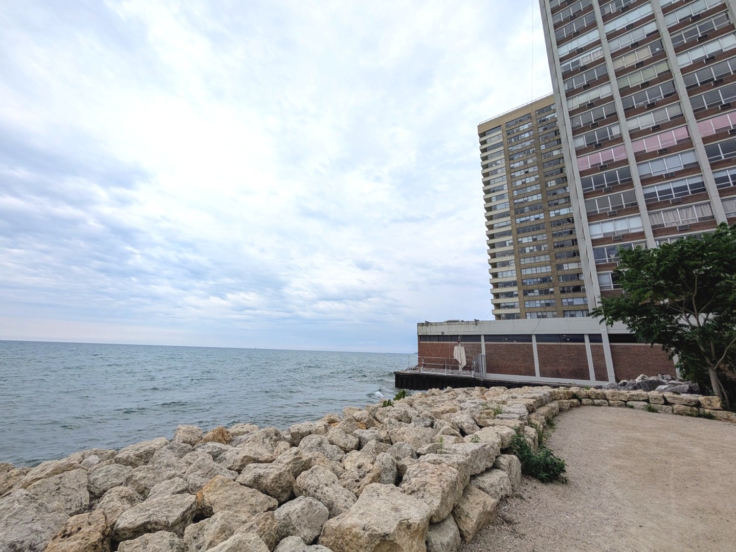 6171 N Sheridan Road #2110, Chicago, IL 60660