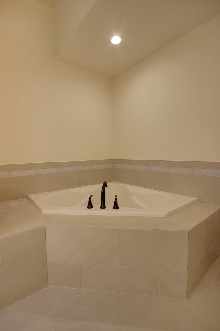 8247 Dylan Drive, Merrillville, IN 46410