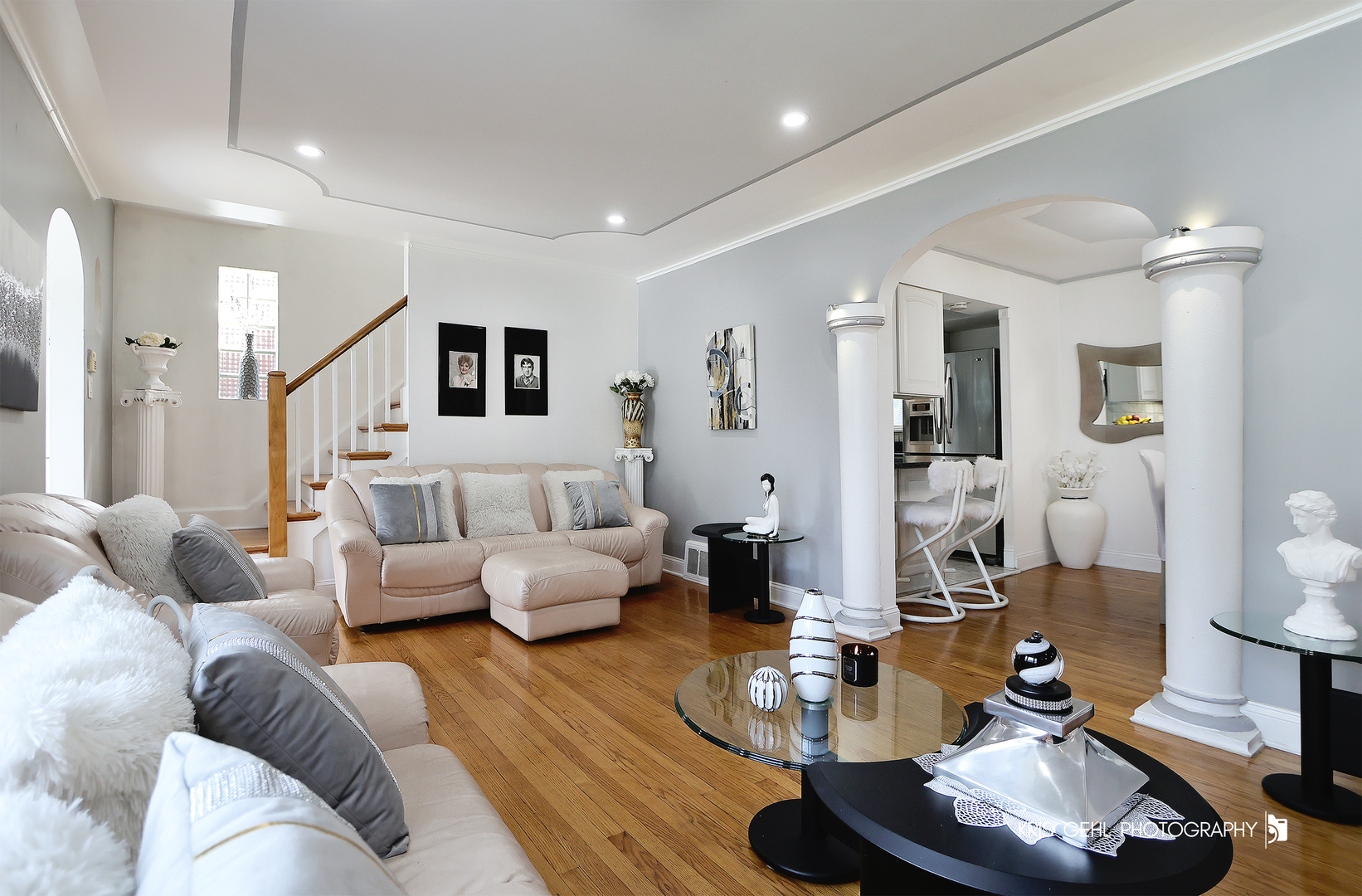 6847 W Foster Avenue, Chicago, IL 60656
