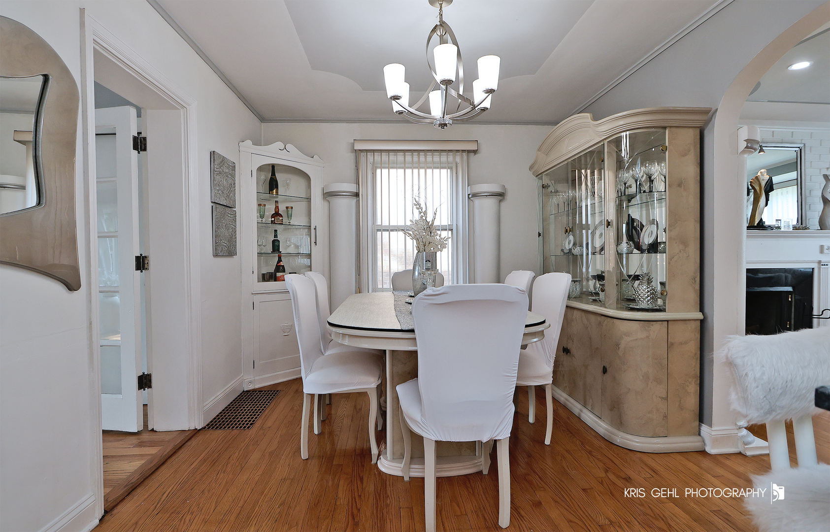 6847 W Foster Avenue, Chicago, IL 60656