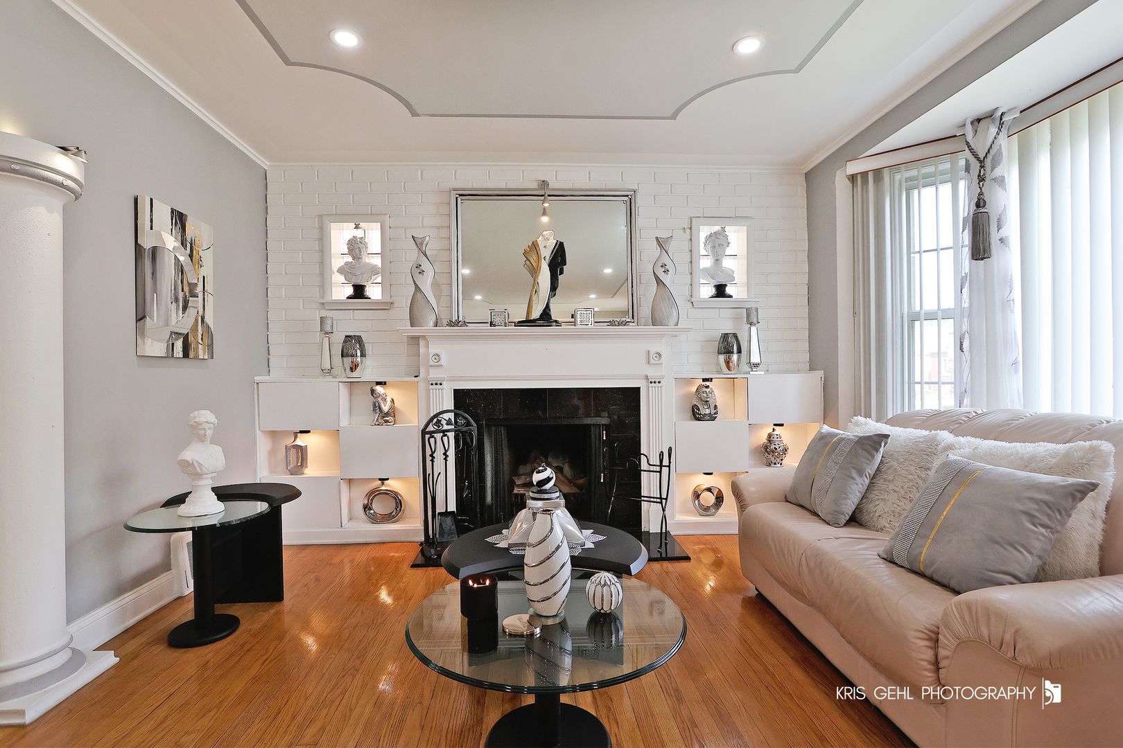 6847 W Foster Avenue, Chicago, IL 60656