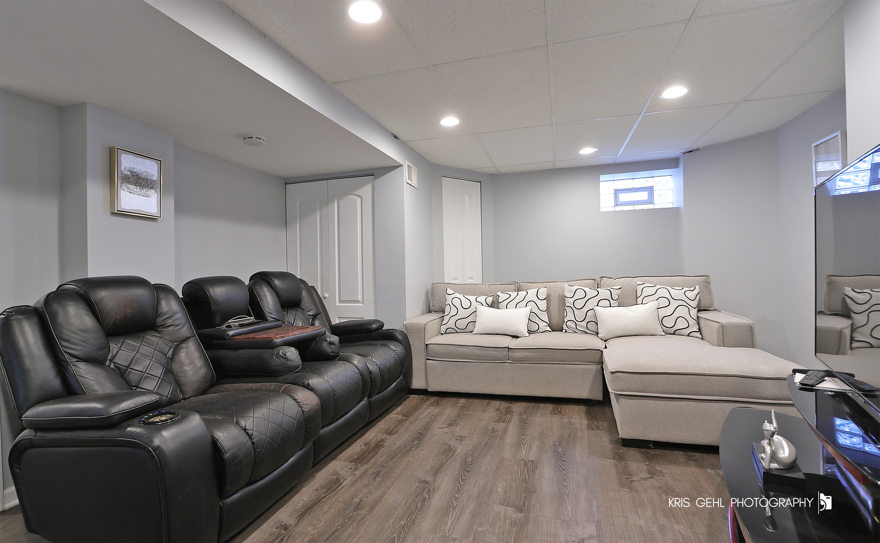 6847 W Foster Avenue, Chicago, IL 60656