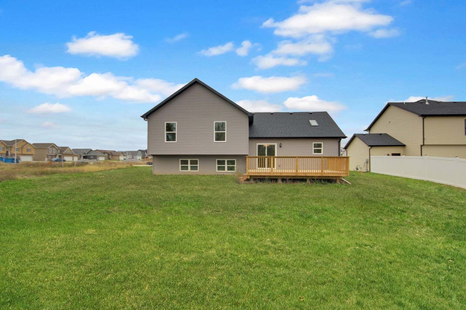 3008 W 82nd Place, Merrillville, IN 46410