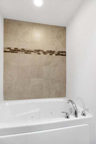 3008 W 82nd Place, Merrillville, IN 46410