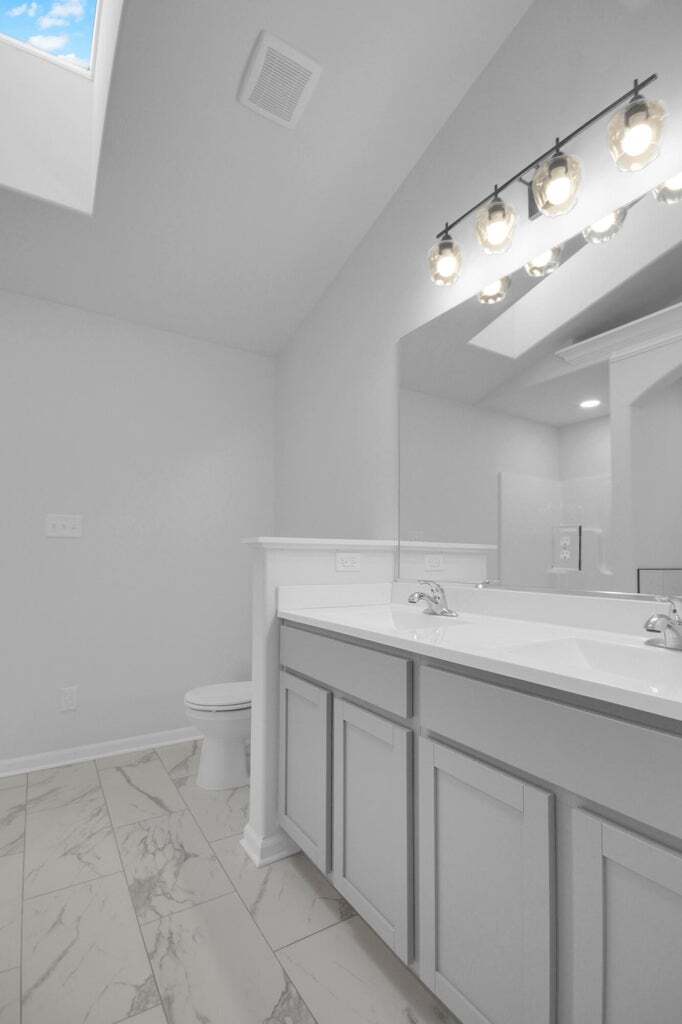 3008 W 82nd Place, Merrillville, IN 46410