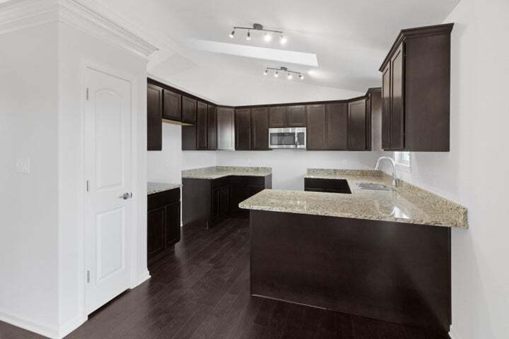 3008 W 82nd Place, Merrillville, IN 46410