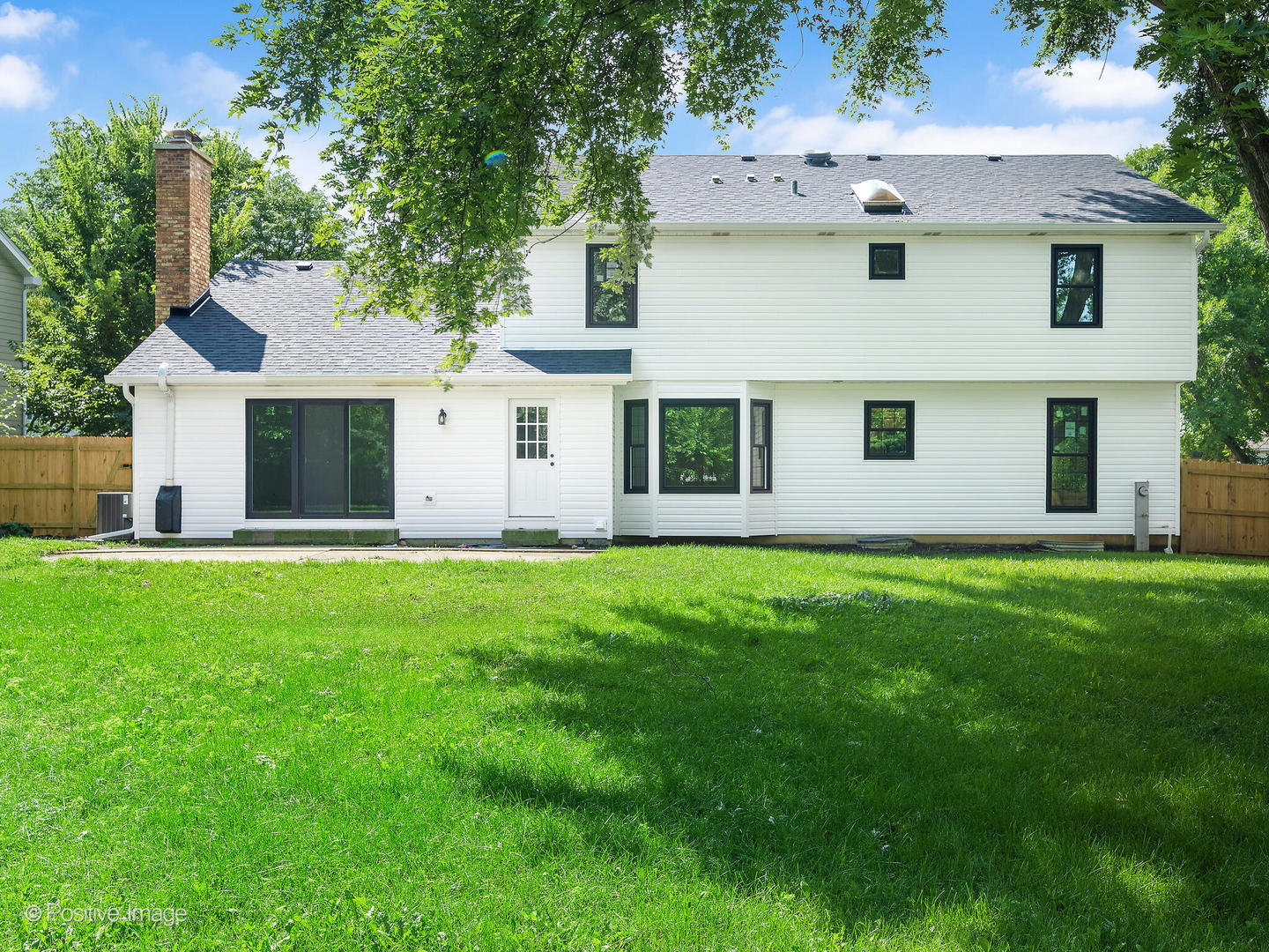 805 Potomac Avenue, Naperville, IL 60565