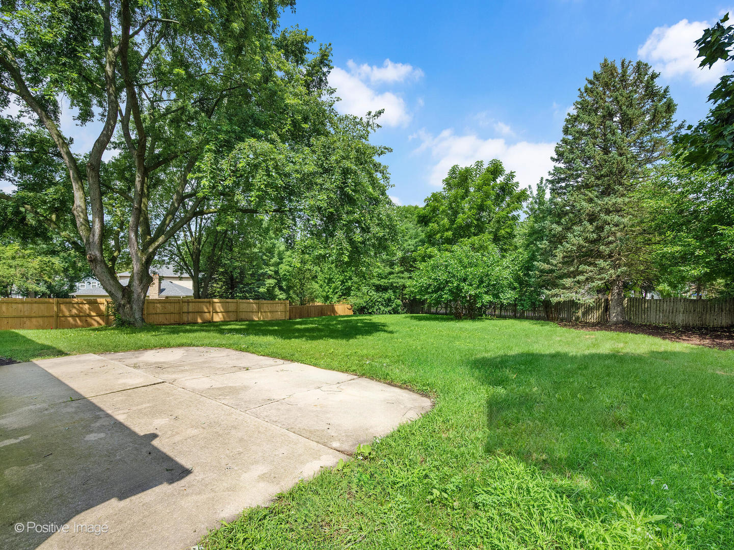 805 Potomac Avenue, Naperville, IL 60565