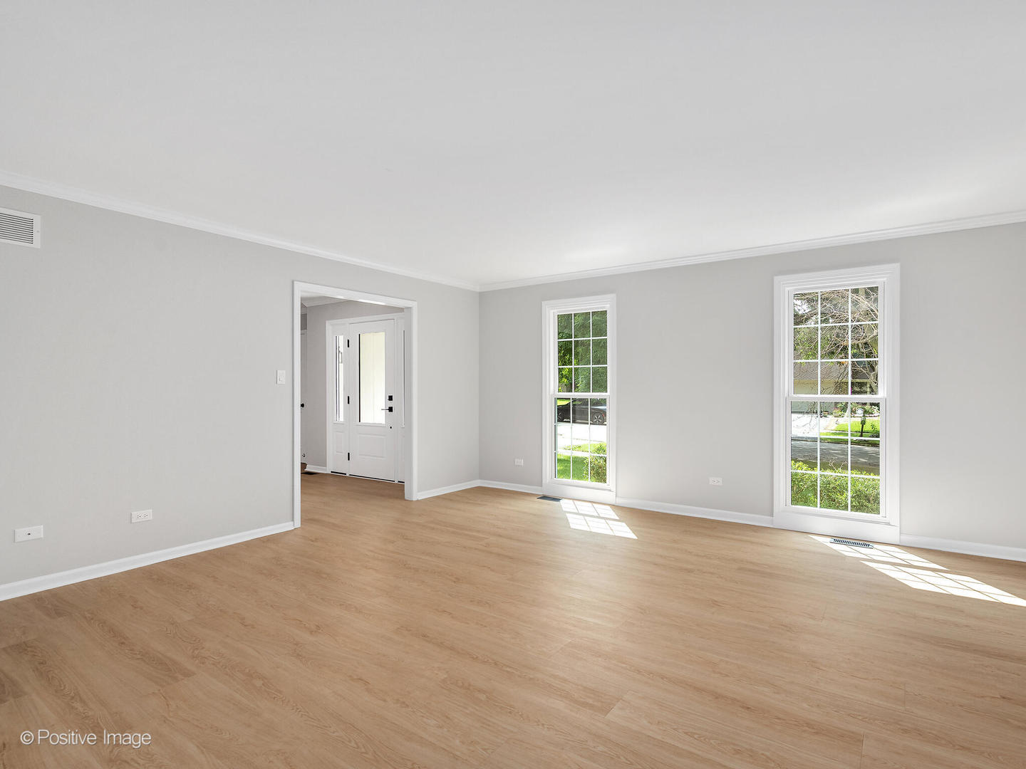 805 Potomac Avenue, Naperville, IL 60565