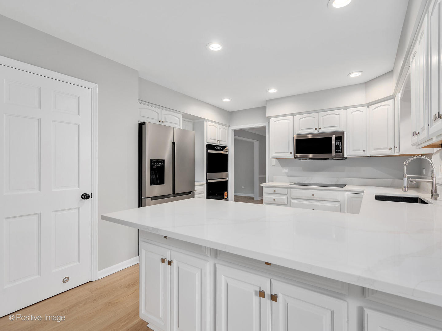 805 Potomac Avenue, Naperville, IL 60565