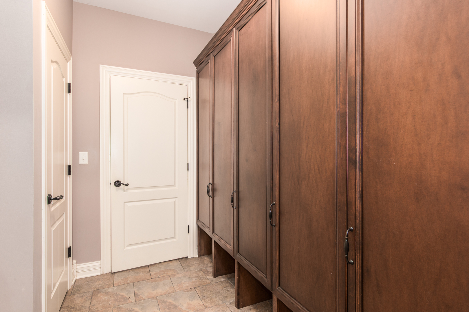 39W663 Henry David Thoreau Place, St. Charles, IL 60175