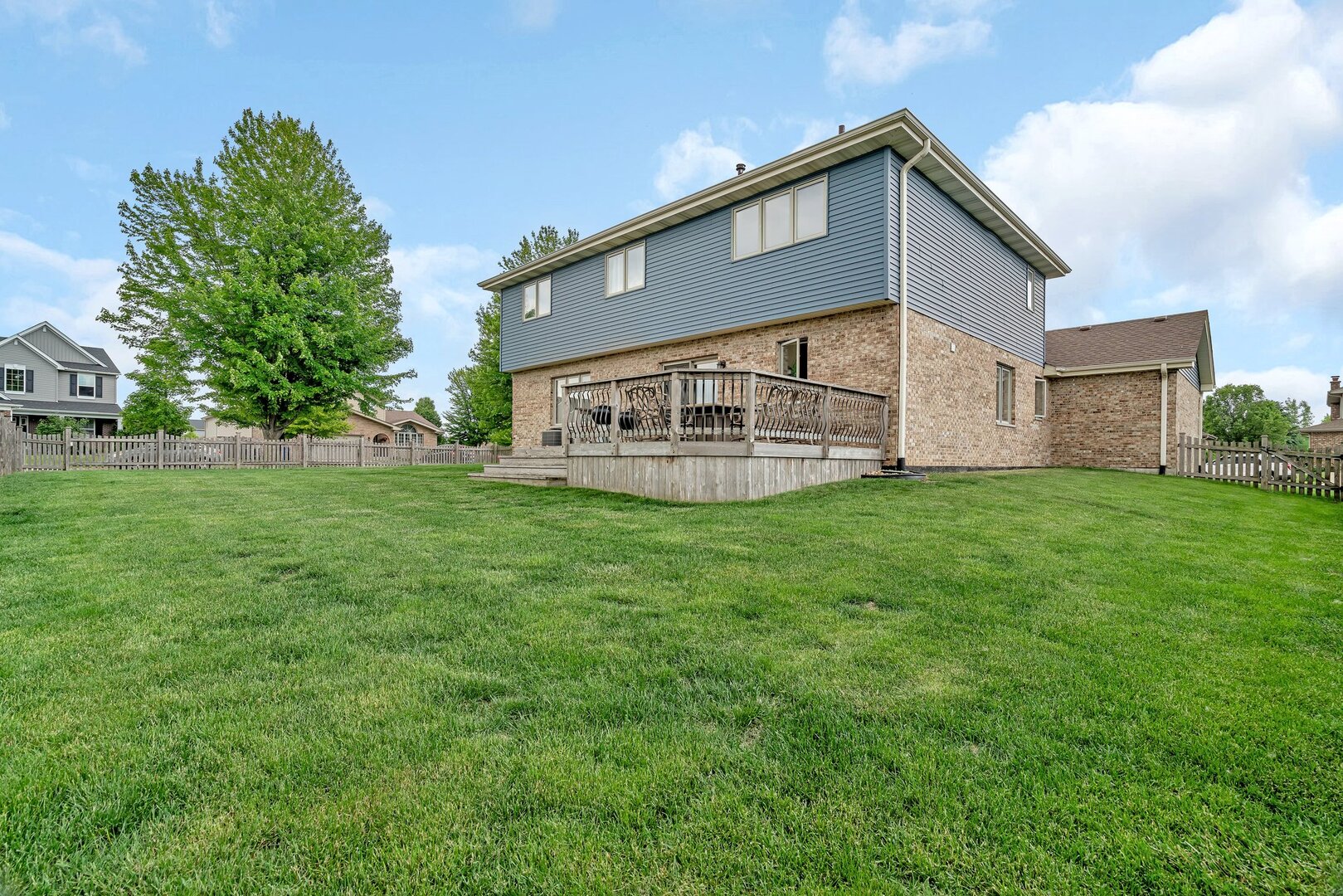 601 High Grove Drive, Minooka, IL 60447