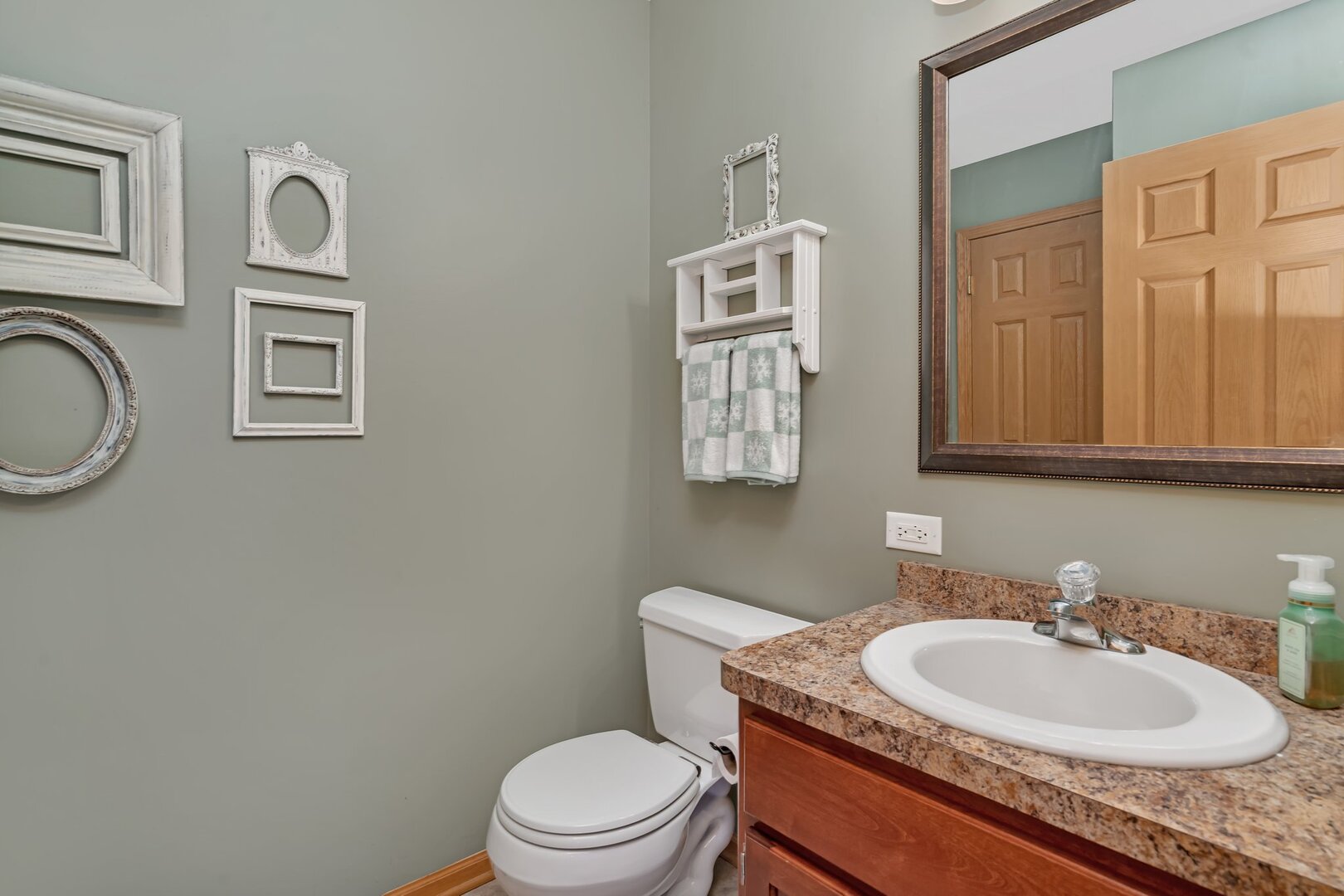 601 High Grove Drive, Minooka, IL 60447